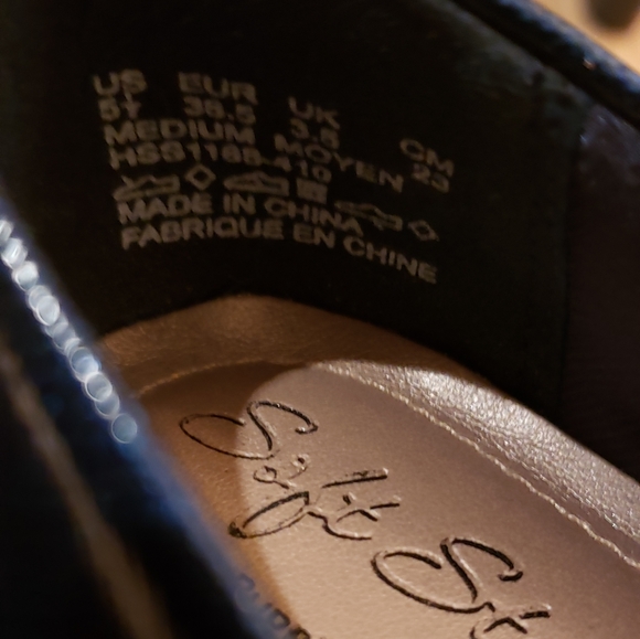 Blue Heels with Silver Details - Picture 7 of 8